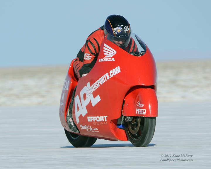 Al Lamb Honda is setting records at Bonneville Salt Flats with Electron Speed support and tuning for the Motec M800 ECU and CDL3 data system.